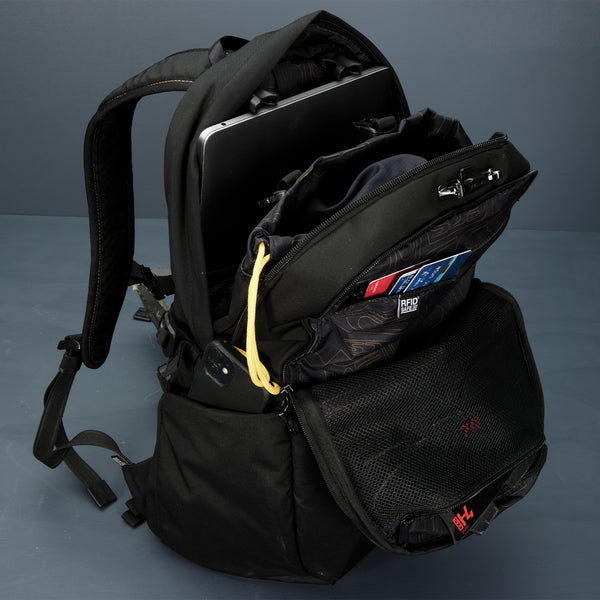 FCS x Pacsafe Roam Day Pack 25L